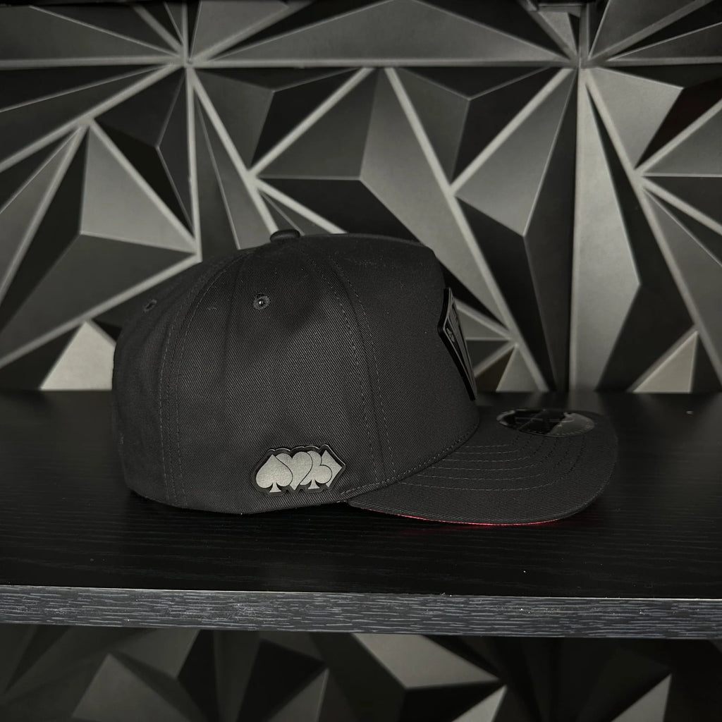 Playing Cards SnapBack Baseball Cap - Black/Red
