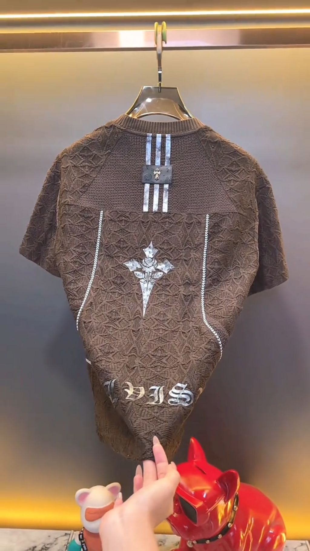 Brown Diamond Cross Embroidered Knit T-Shirt