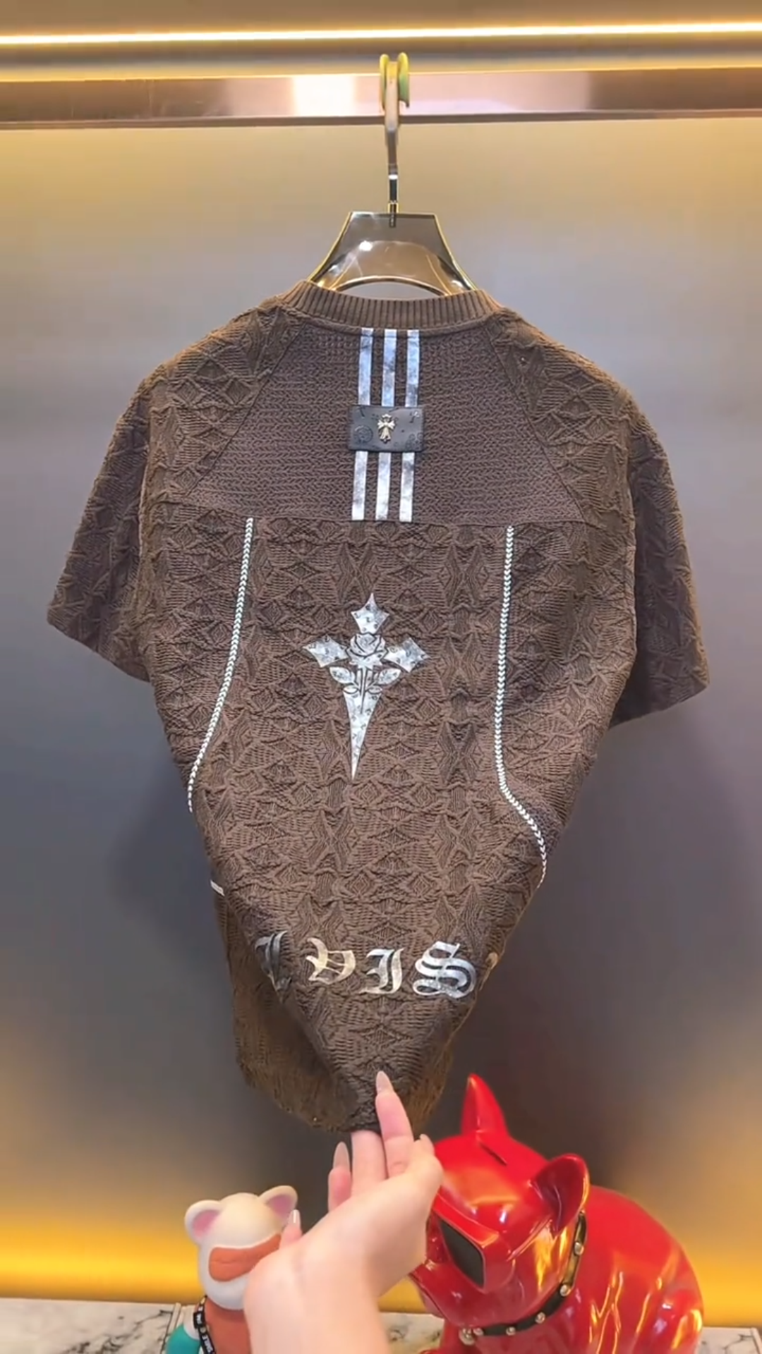Brown Diamond Cross Embroidered Knit T-Shirt