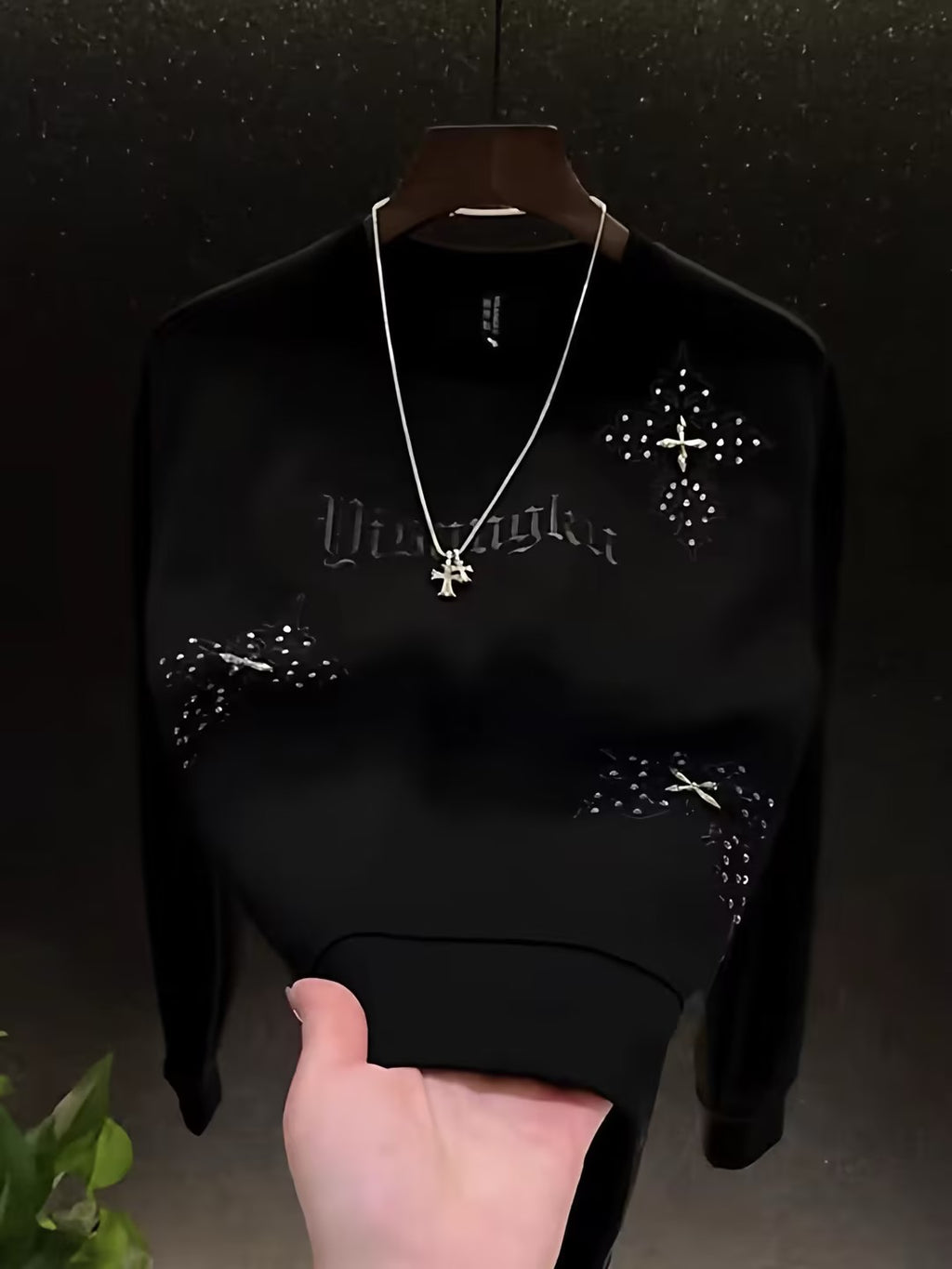 Rhinestone-embroidered Long-sleeve Sweatshirt