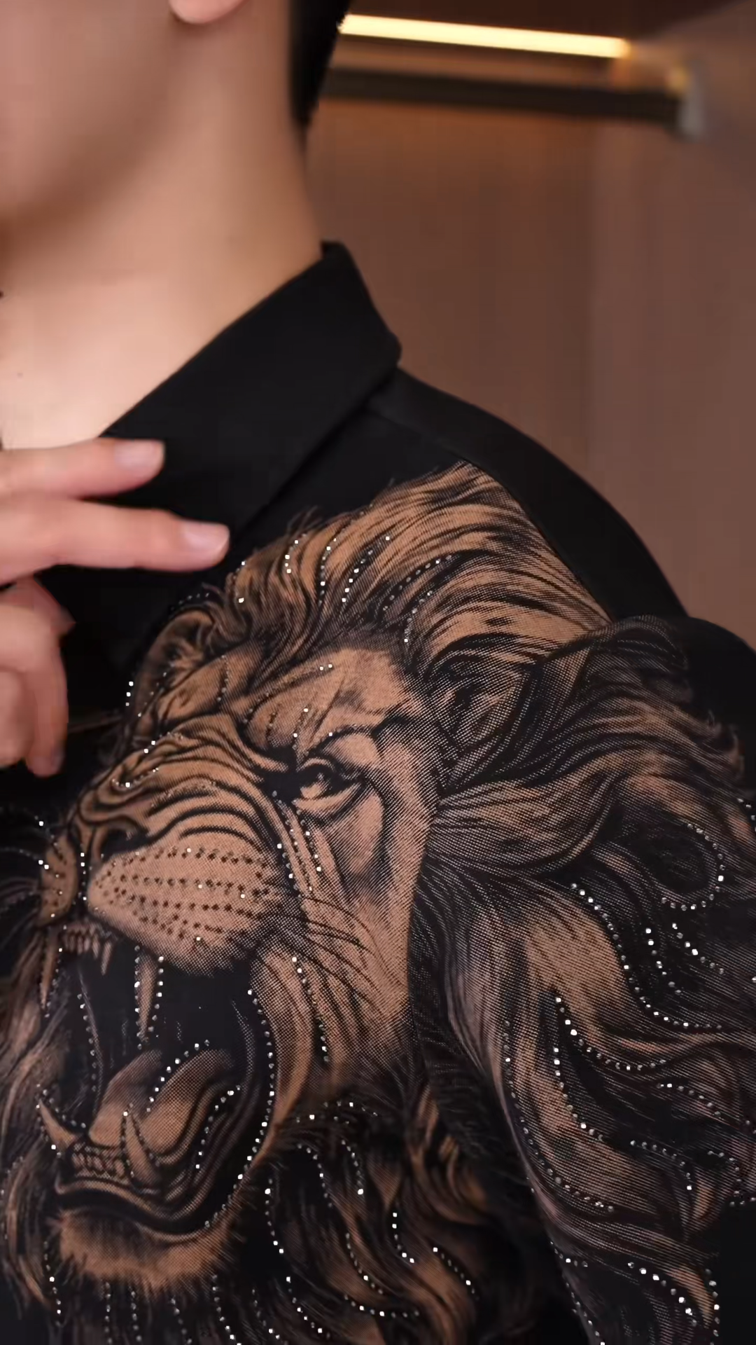 Long-Sleeve Rhinestone Gold Lion Polo Shirt