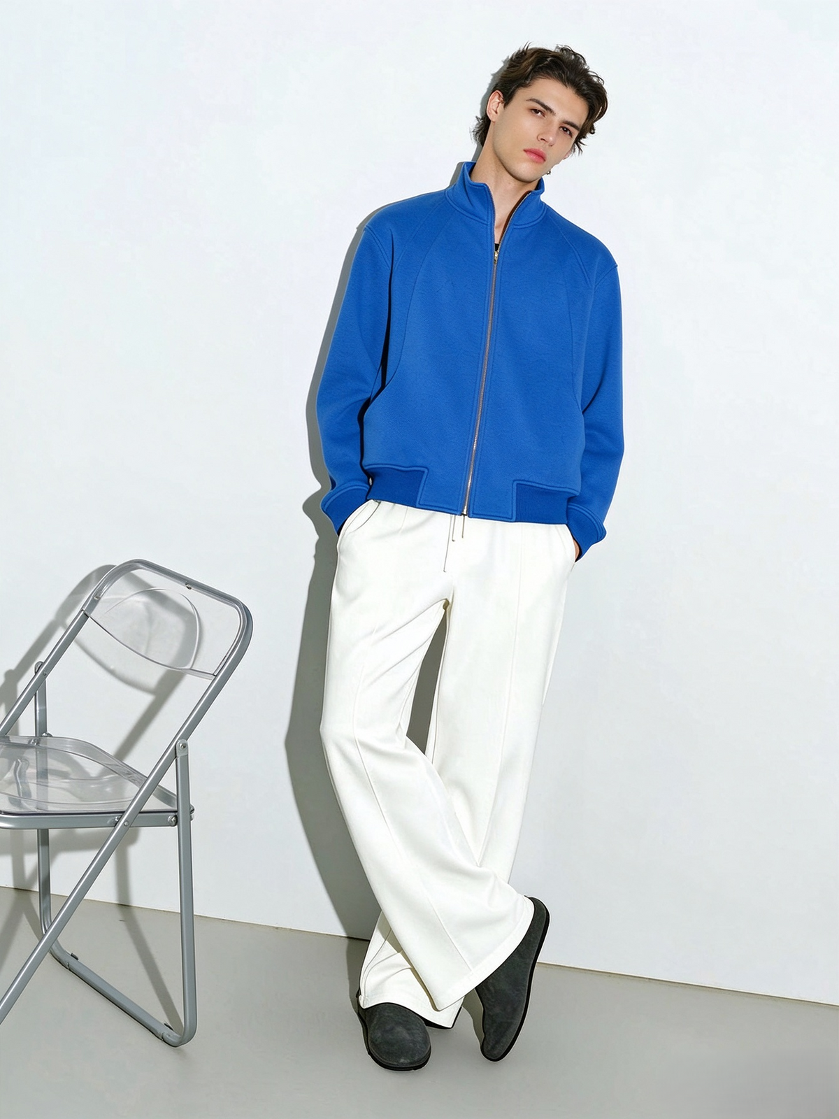 Minimalist Stand-Collar Zip-Up Sweatshirt
