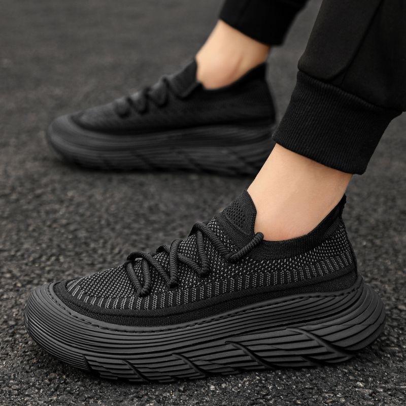 Men's Flyweave Lightweight Casual Sneakers