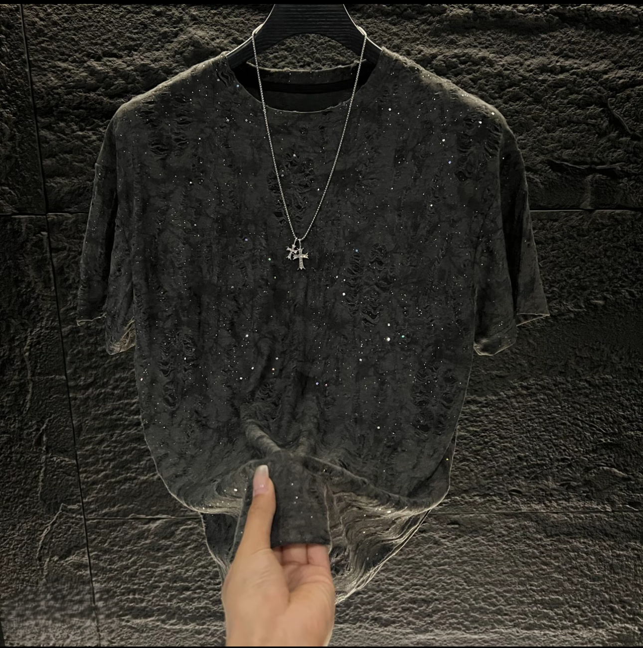 Rhinestone Ripped Pattern T-shirt