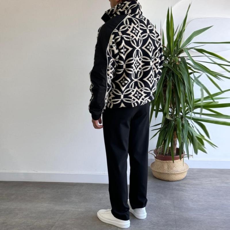Patterned Plush Sweatshirt With Pockets