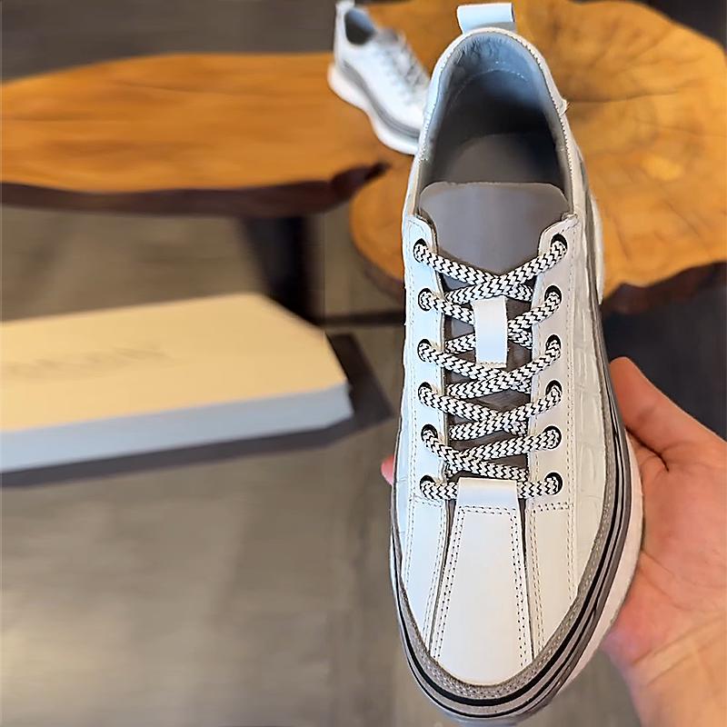 Men's Popcorn Soft Sole Faux Crocodile Leather Sneakers